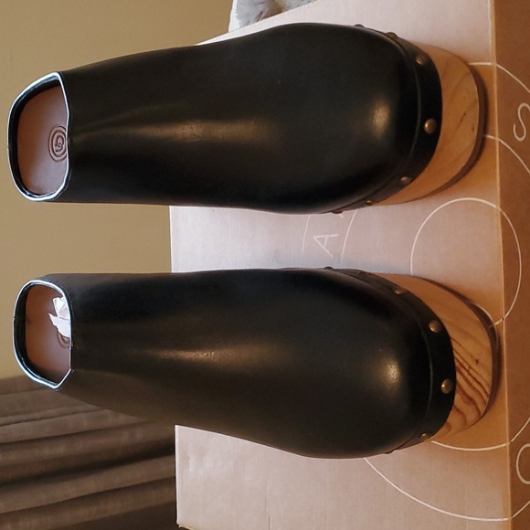 Urban outfitters “Roxy clog” - Picture 3 of 5